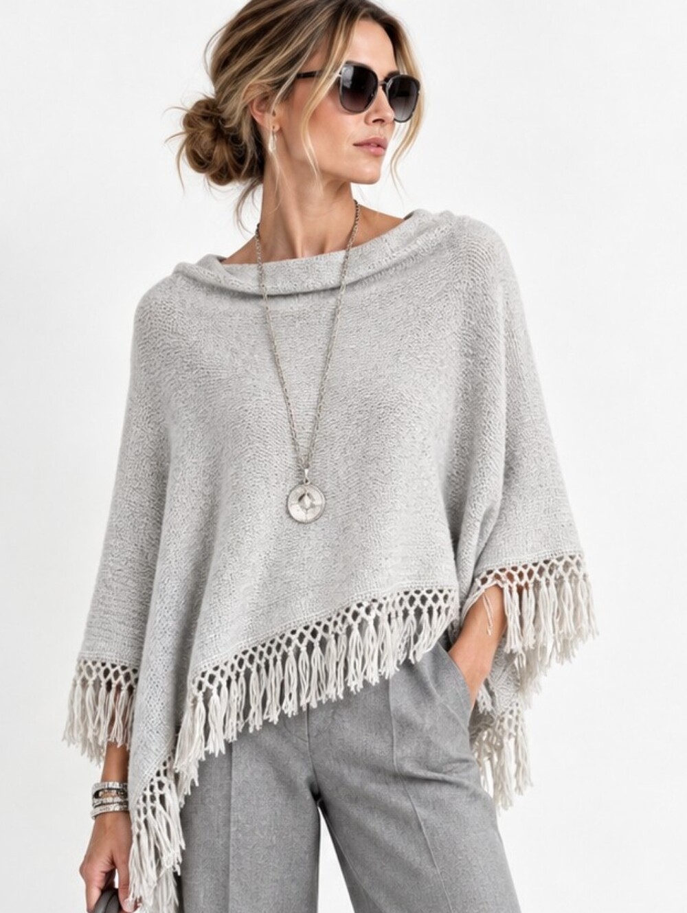 Lilly Pulitzer Cape Florenna Cotton Light Gray Fringe Wrap